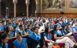 El IL3-UB finaliza los cursos de Postgrado y Máster con la ceremonia de clausura